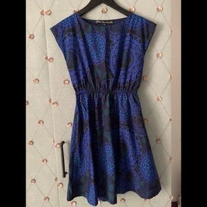 Mela Loves London UK8
geometric mini dress